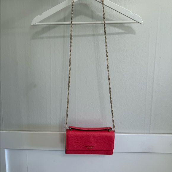 Kate Spade Vibrant Pink Crossbody Bag with Chain Strap - Picture 1 of 6